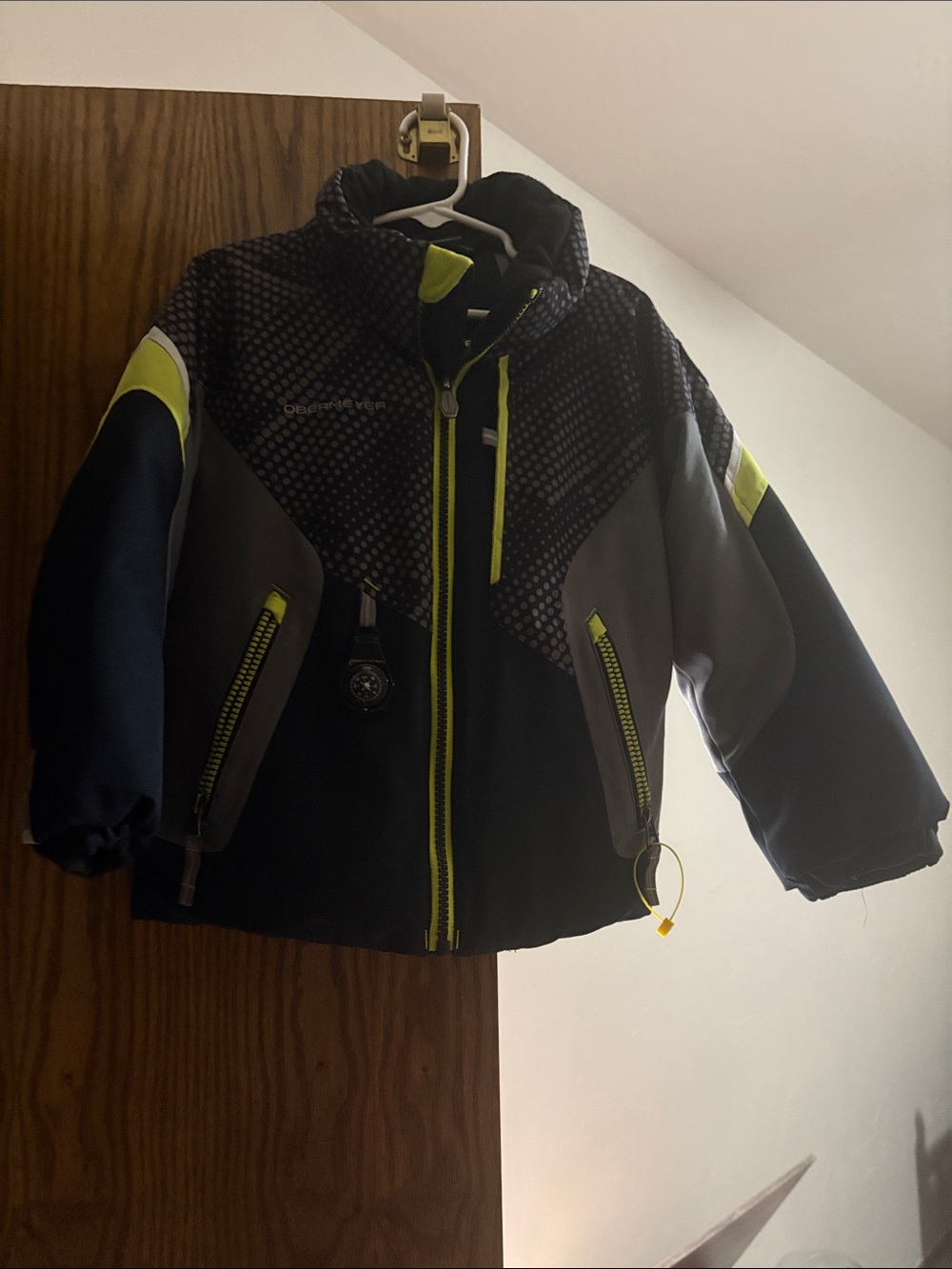 Obermeyer Kids Black & Gray Puffer Jacket with Neon Yellow Accents